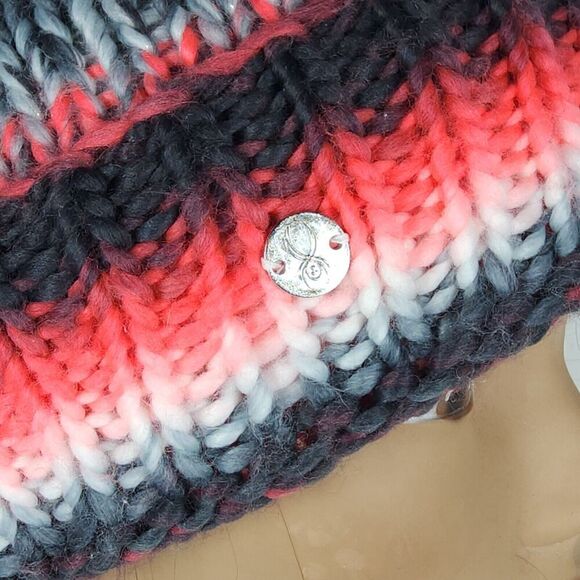 Spyder Women's Twisty Knit Fleece Pink Multi Lined Pom Pom Cuffed Beanie Hat - Picture 6 of 10